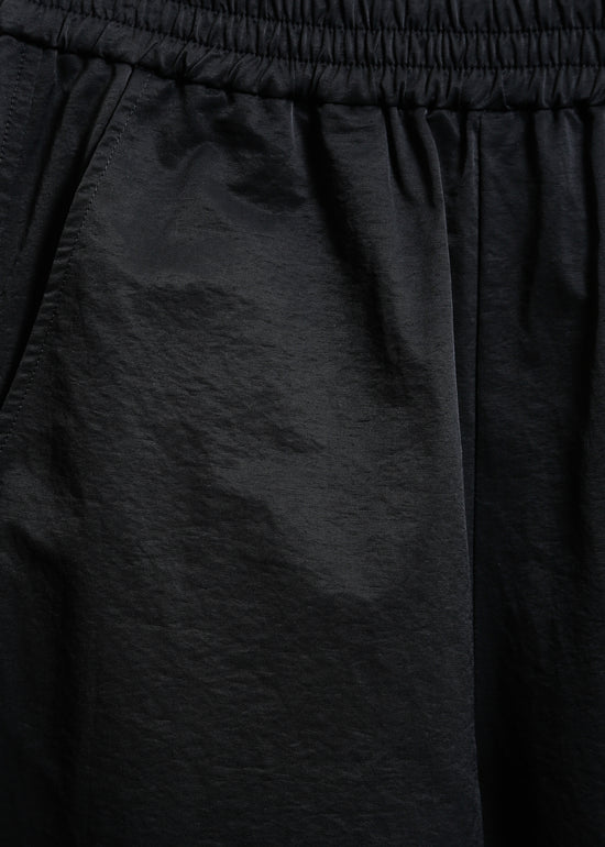 Isaiah Pant / Black