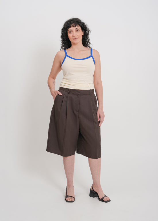 Saige Tailored Short / Chocolate