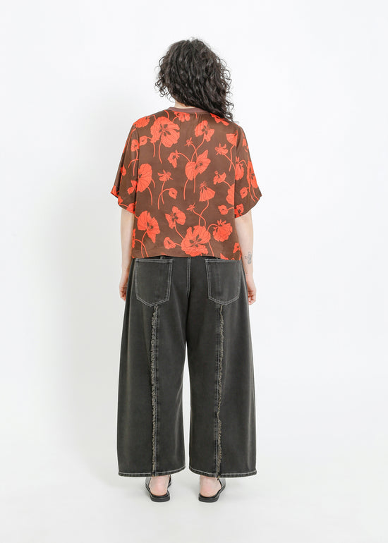 PIPER TEE / FRAGILE BLOOMS - CHOCOLATE-POPPY