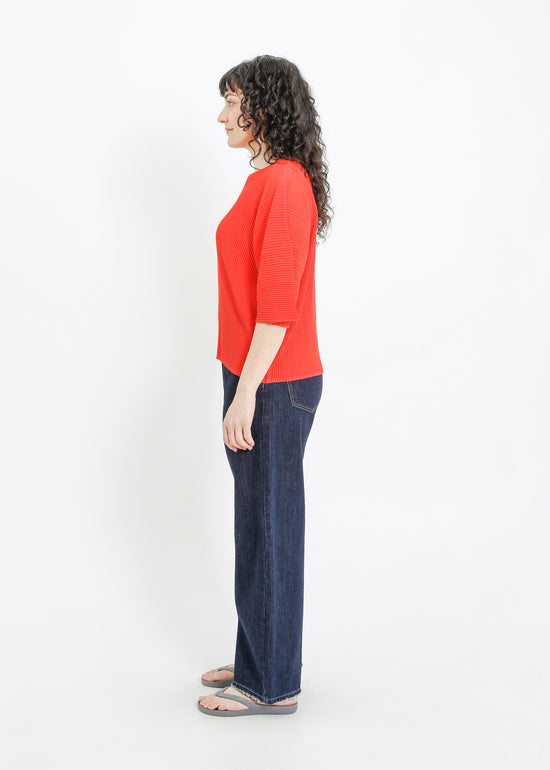 MADISON PLEAT TOP / RED