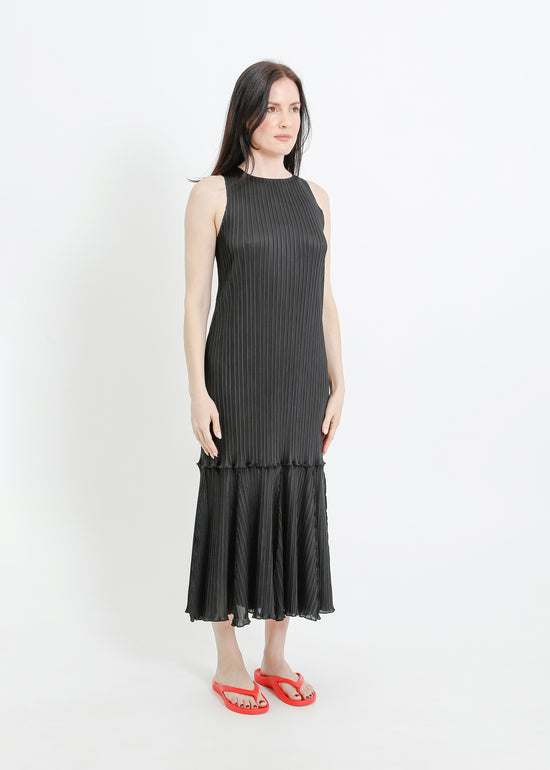ADELINE PLEAT DRESS / BLACK