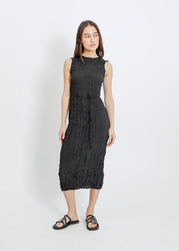 REAH PLEAT DRESS / BLACK