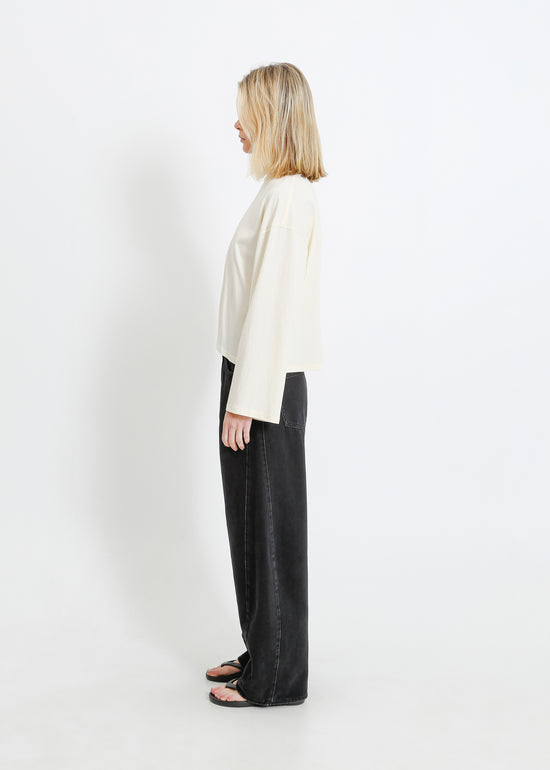 Chester Jean / Black