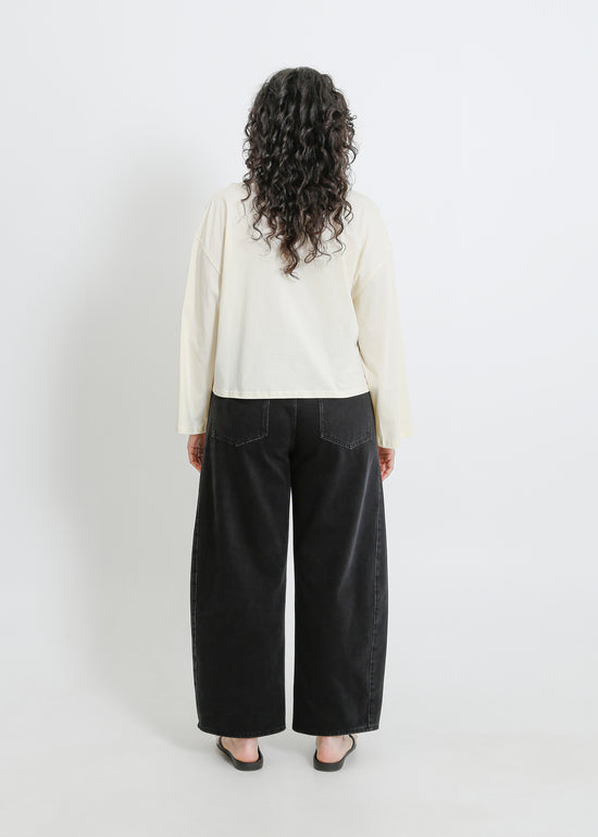 Chester Jean / Black