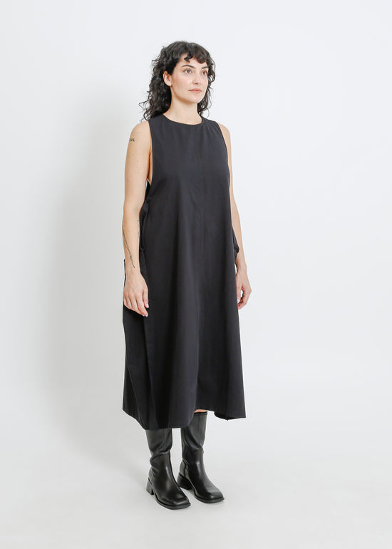 Archer Pinafore / Black