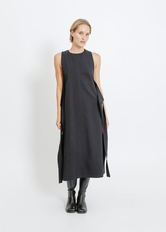 Archer Pinafore / Black