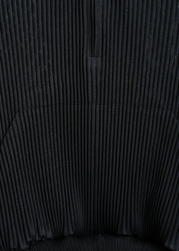 TARAN PLEAT HOODIE / BLACK