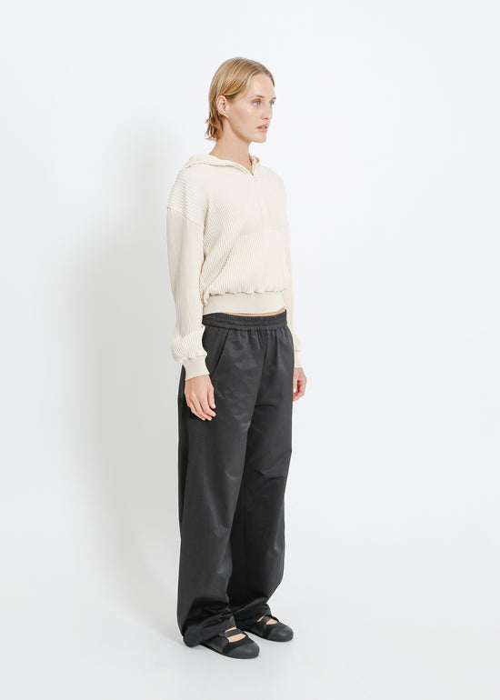 Taran Pleat Hoodie / Cream