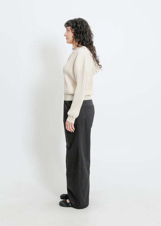 Taran Pleat Hoodie / Cream