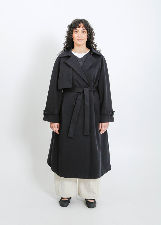 Julius Trench / Black