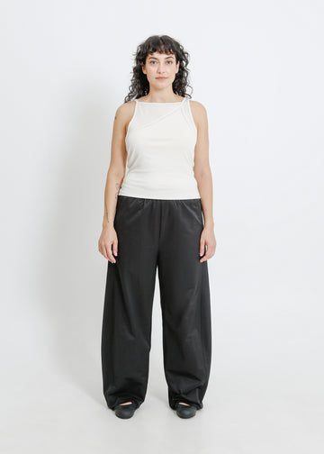 Isaiah Pant / Black