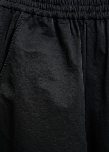Isaiah Pant / Black