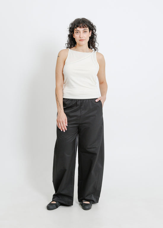 Isaiah Pant / Black