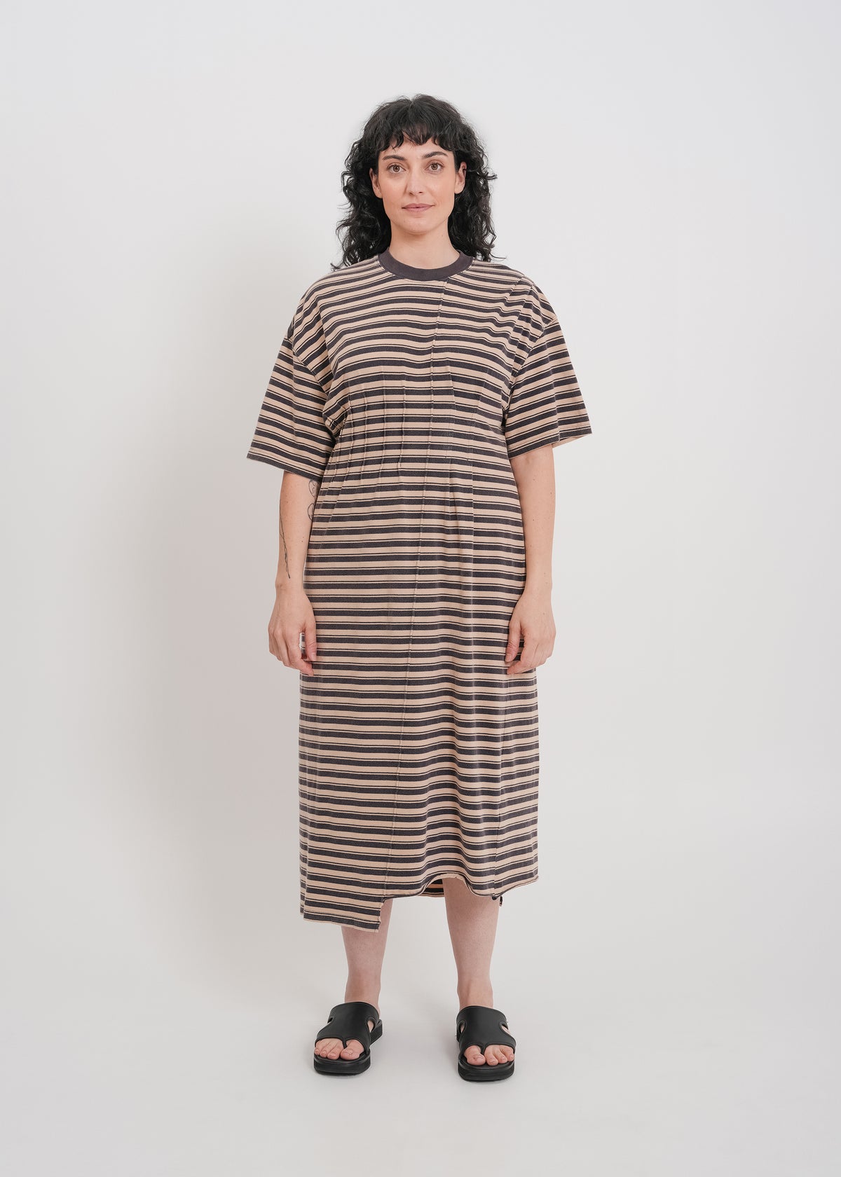 Mariette Tee Dress / Beige-Navy - 
Beige Navy (image 1)