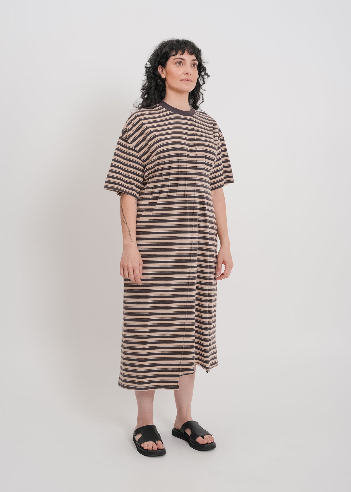 Mariette Tee Dress / Beige-Navy - 
Beige Navy (image 3)