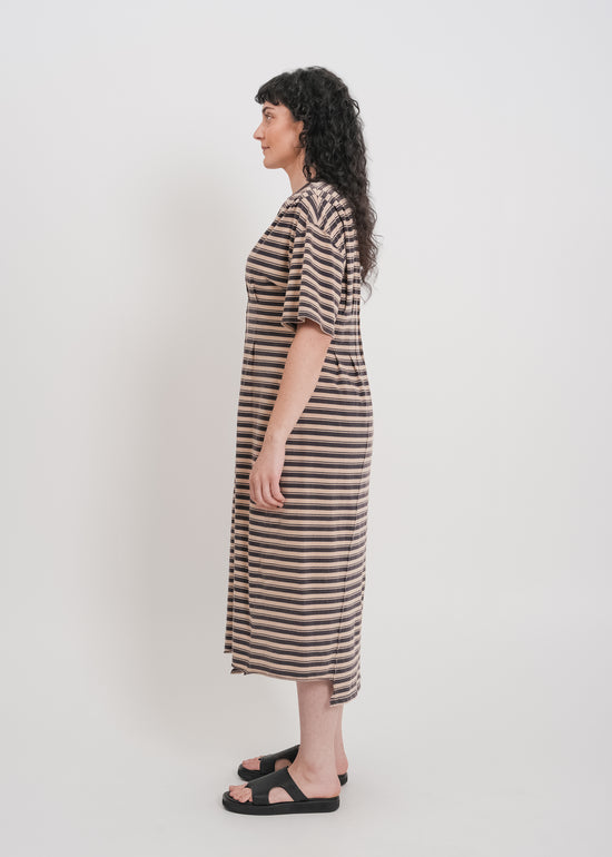 Mariette Tee Dress / Beige-Navy