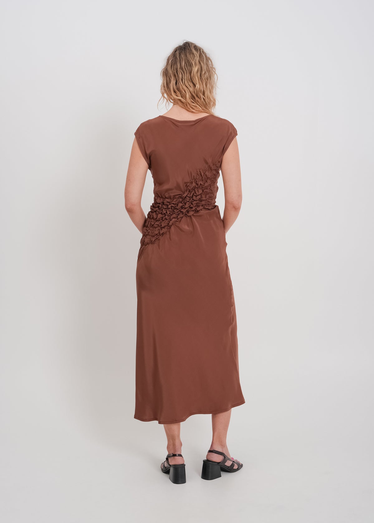 Arlo Dress / Chocolate - 
Chocolate (image 5)