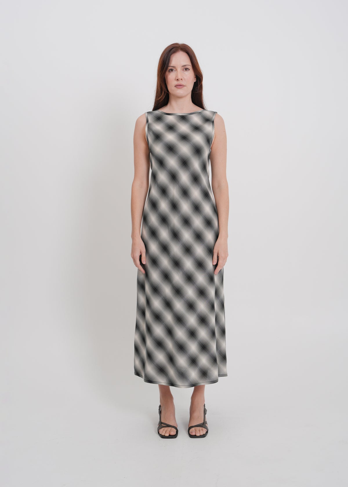 Dee Dress / White-Black - 
White Black (image 1)