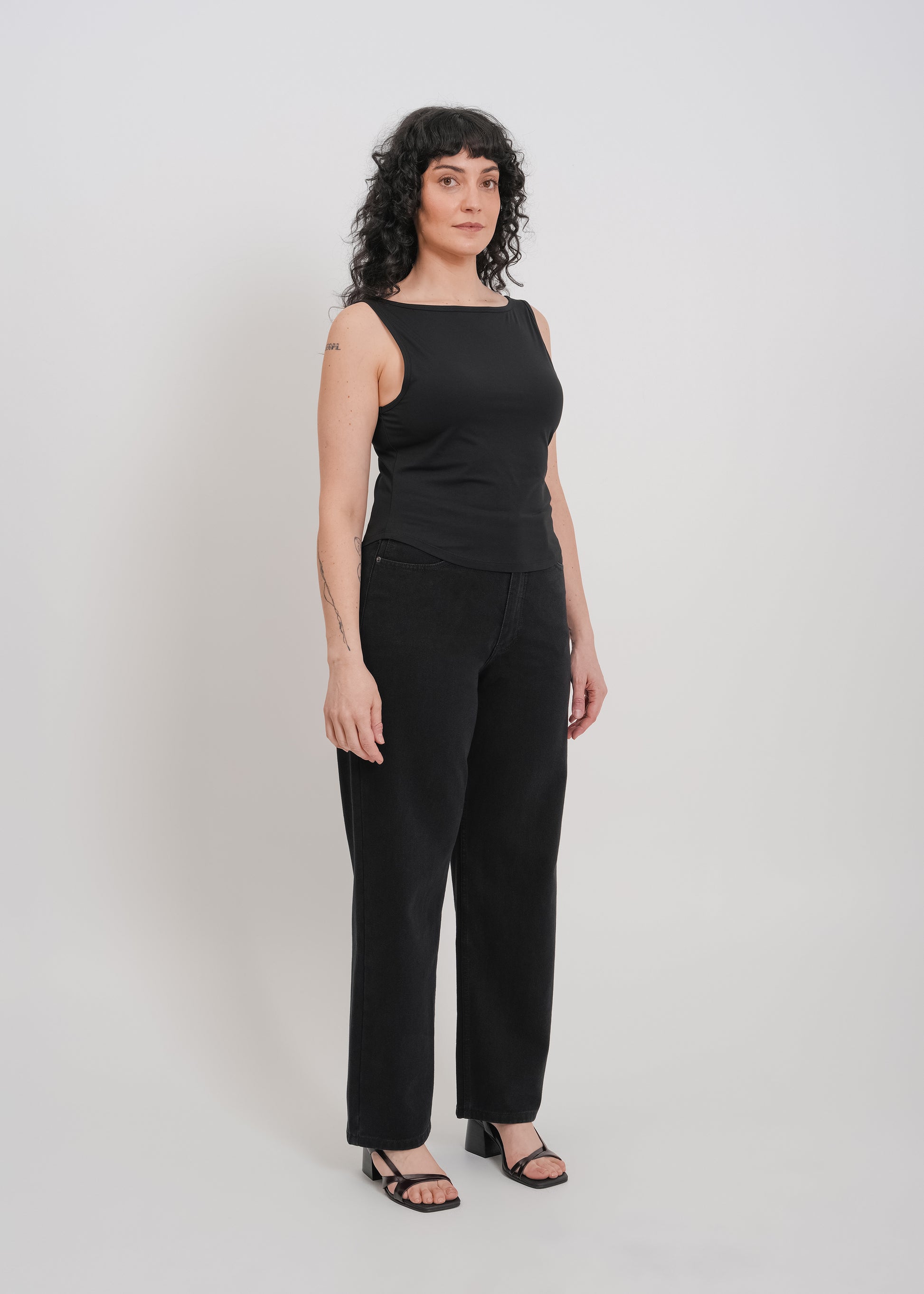 Murphy Tank / Black - 
Black (image 7)