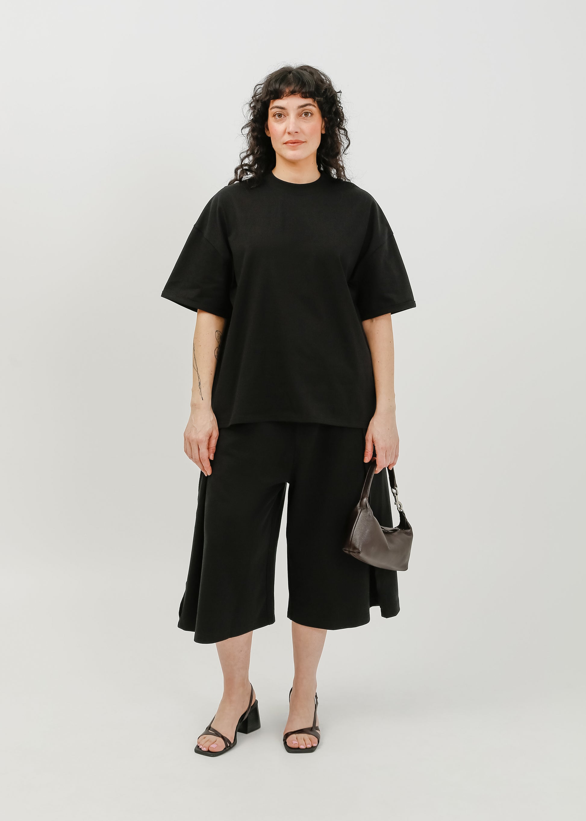 Maxwell Tee / Black - 
Black (image 10)