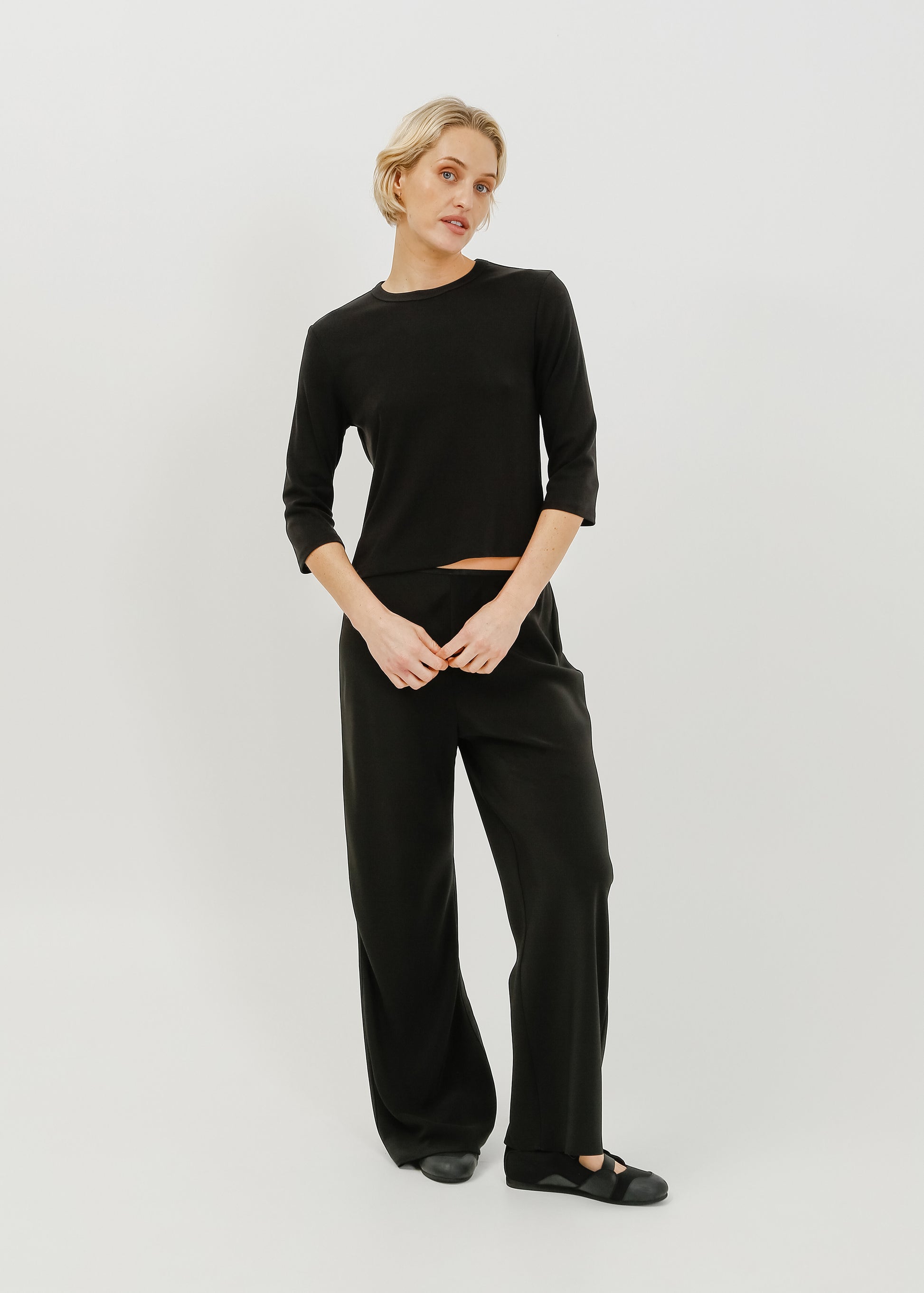 Gwyneth 3/4 Sleeve Tee / Black - 
Black (image 5)