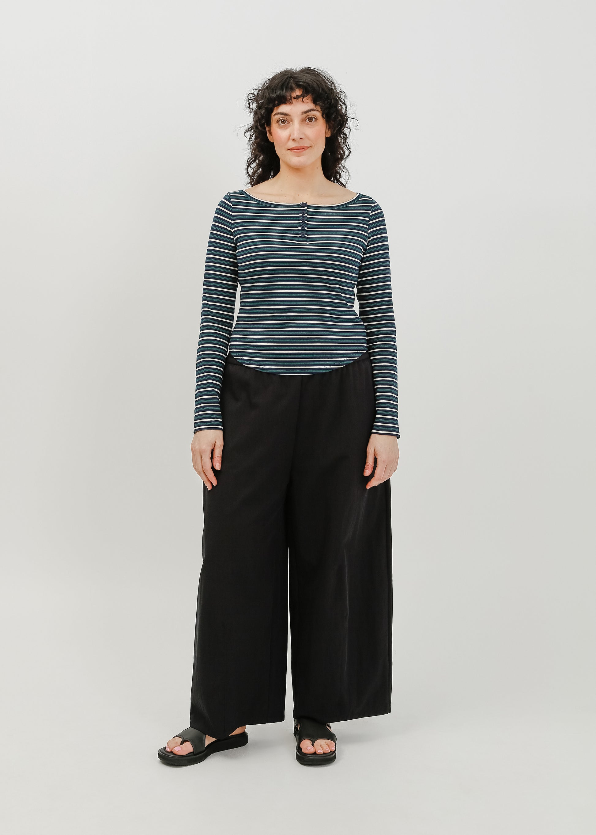 Jae Long Sleeve Top / Navy-White-Green - 
Navy White Green (image 1)