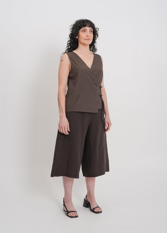 Ellen Wrap Top / Chocolate