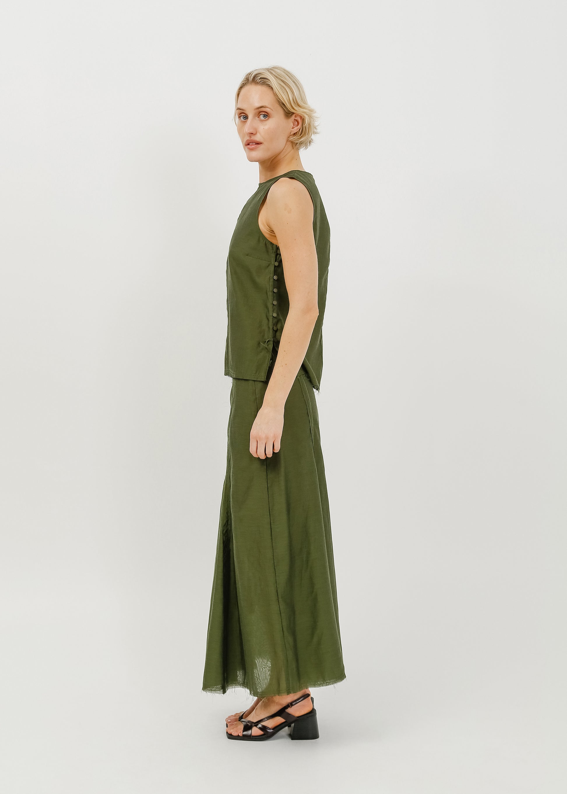 Lorelai Skirt / Khaki - 
Khaki (image 3)