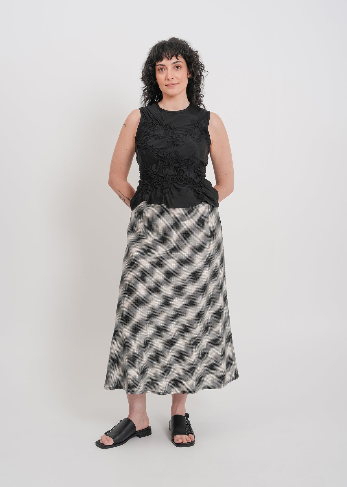 Bennie Skirt / White-Black - 
White Black (image 5)