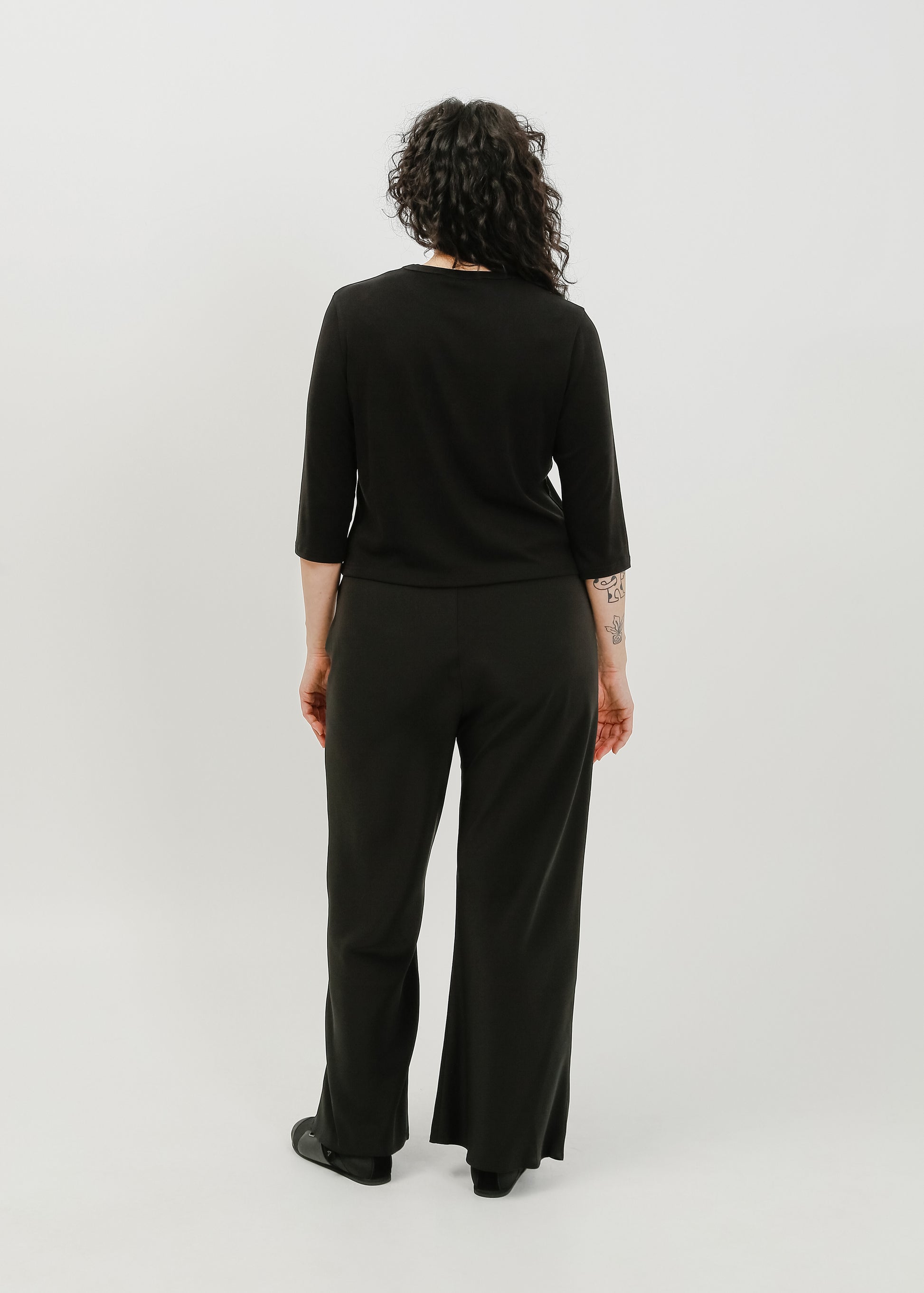 Jimi Pant / Black - 
Black (image 9)