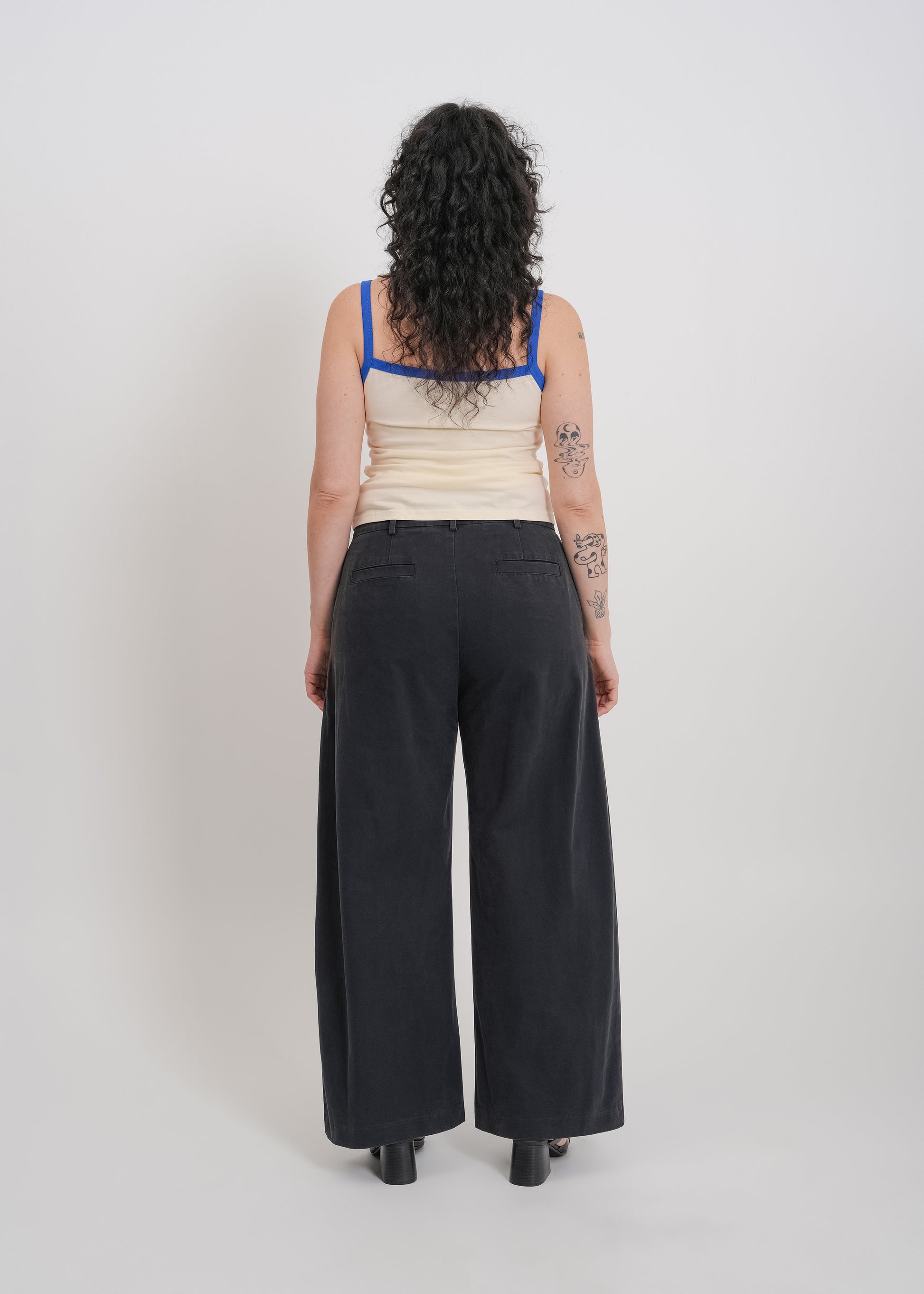 Cauley Trouser / Navy - 
Navy (image 8)