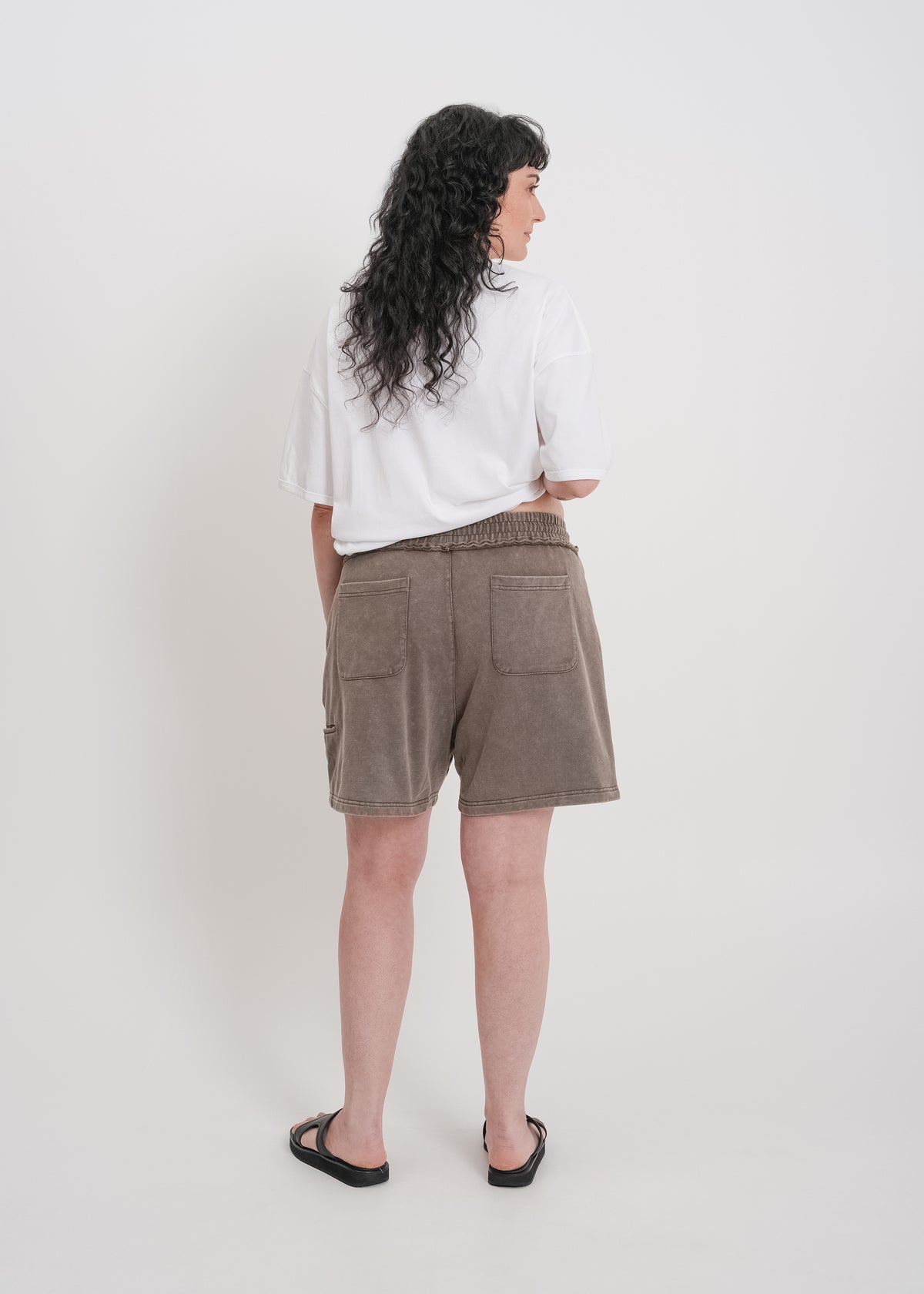 Arwen Short / Washed Khaki - 
Washed Khaki (image 9)