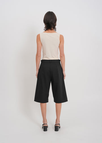 Hanna Short / Black