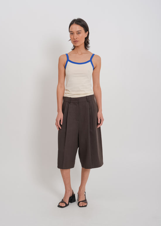 Saige Tailored Short / Chocolate
