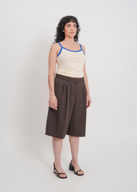 Saige Tailored Short / Chocolate