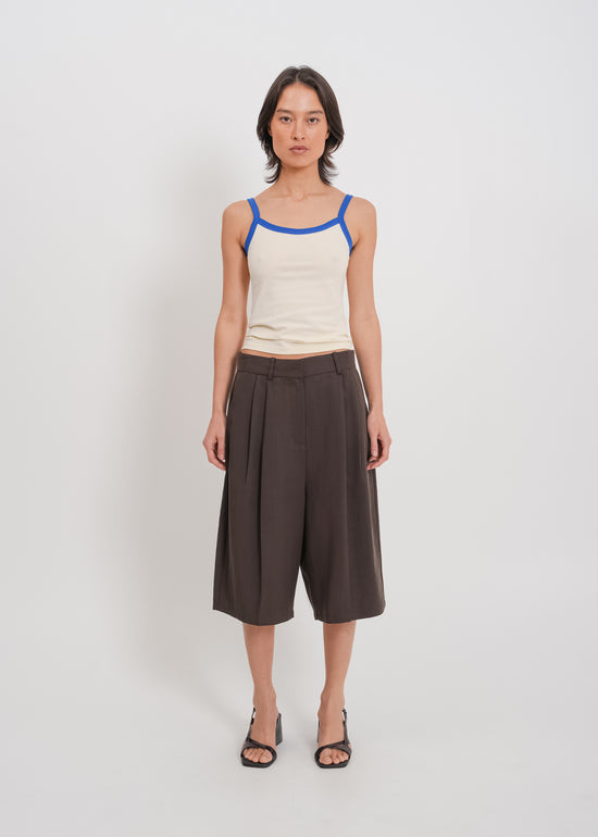 Saige Tailored Short / Chocolate