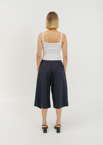 Waylon Short / Navy-White
