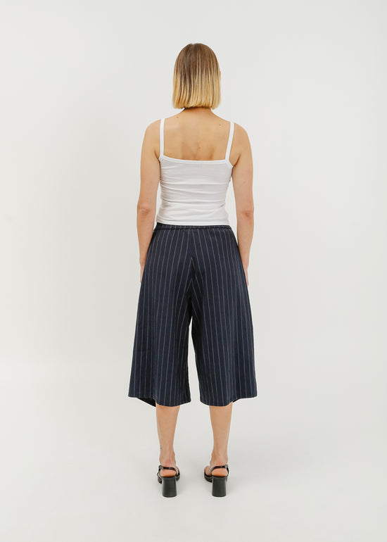 Waylon Short / Navy-White