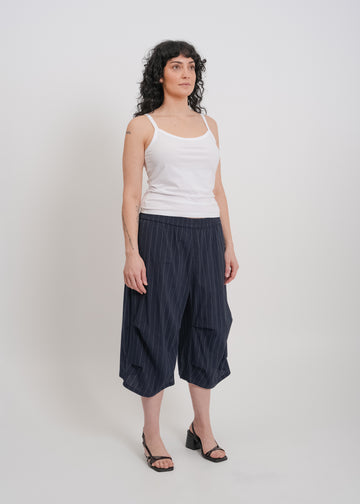 Waylon Short / Navy-White