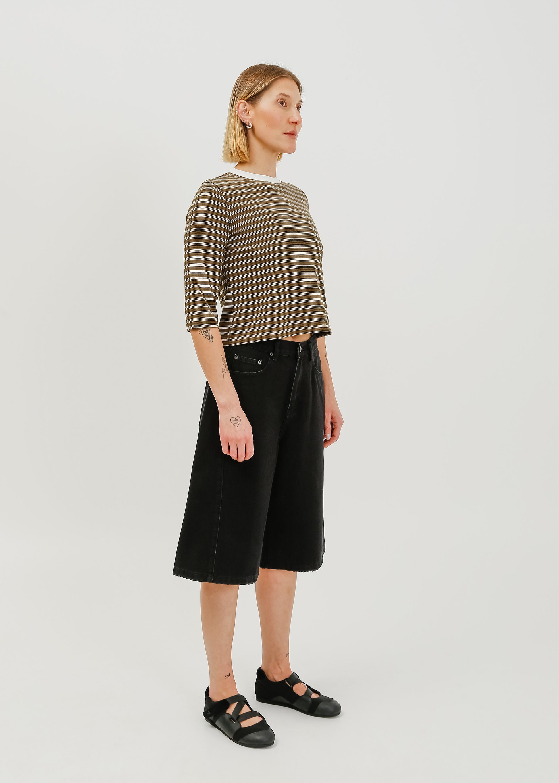 Nadia Denim Short / Black - 
Black (image 2)