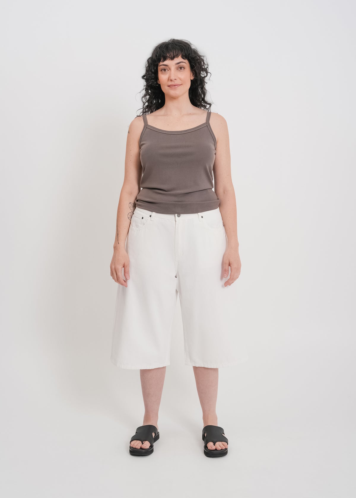 Sullivan Denim Short / White - 
White (image 7)
