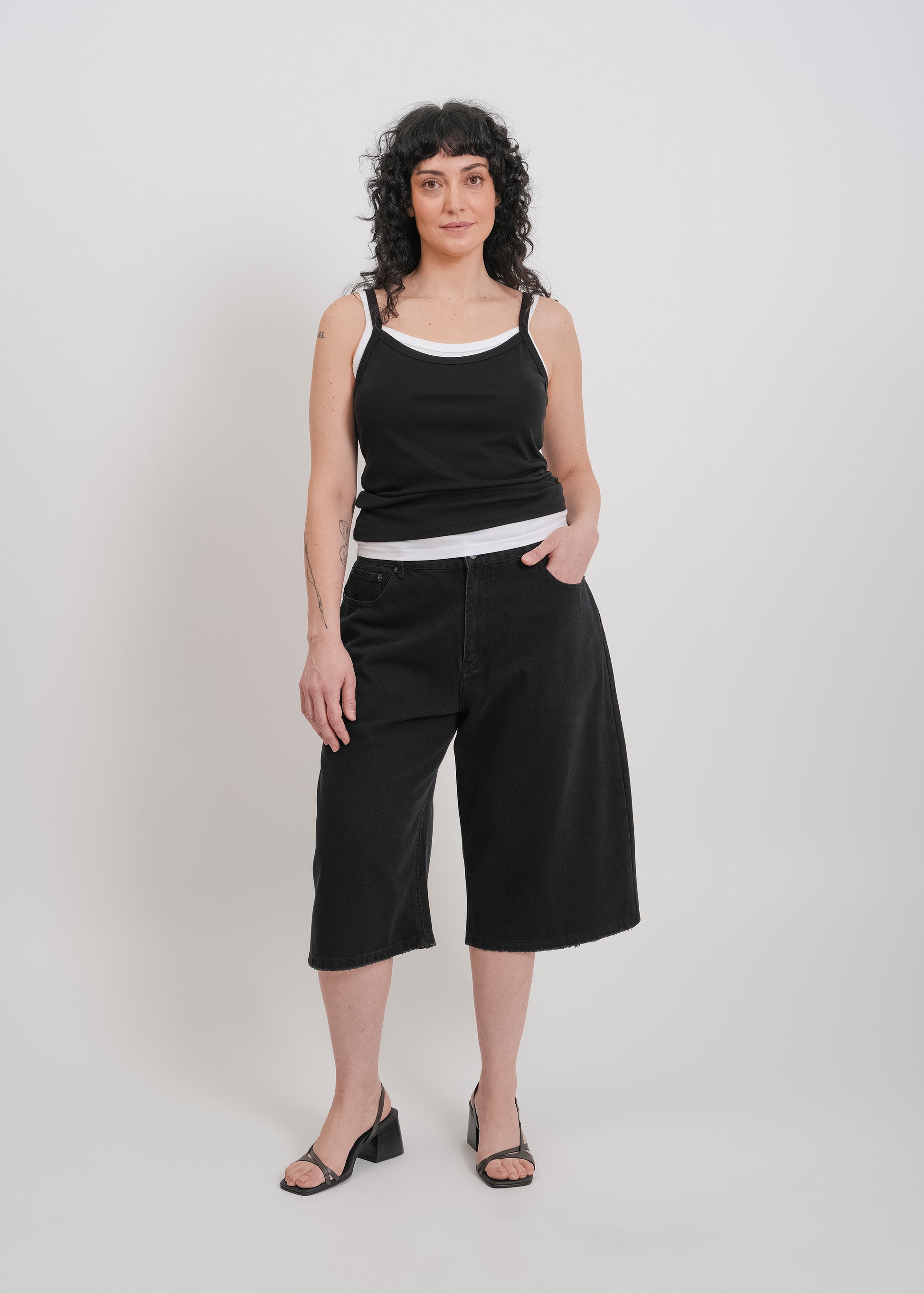 Sullivan Denim Short / Black - 
Black (image 10)
