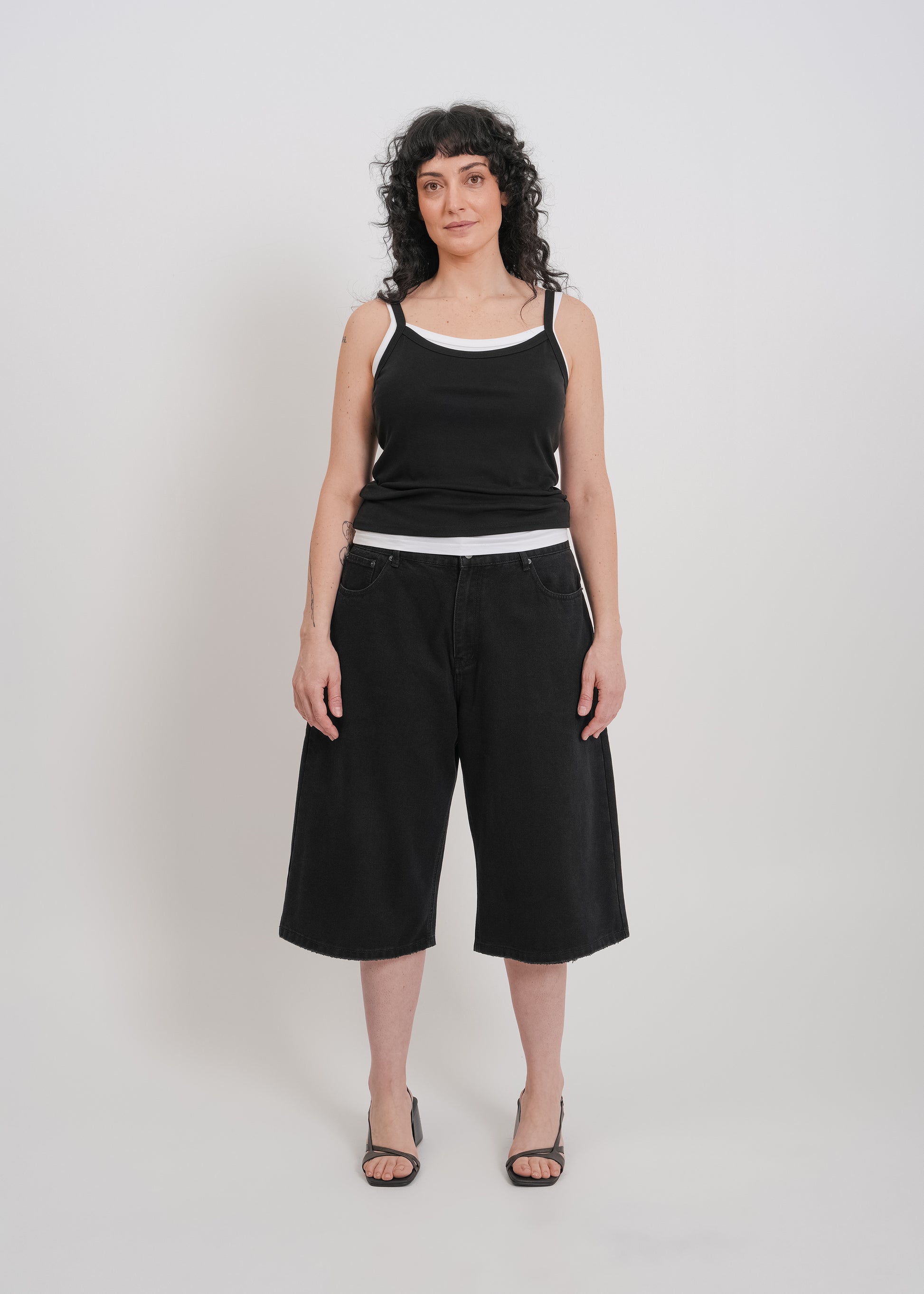 Sullivan Denim Short / Black - 
Black (image 6)