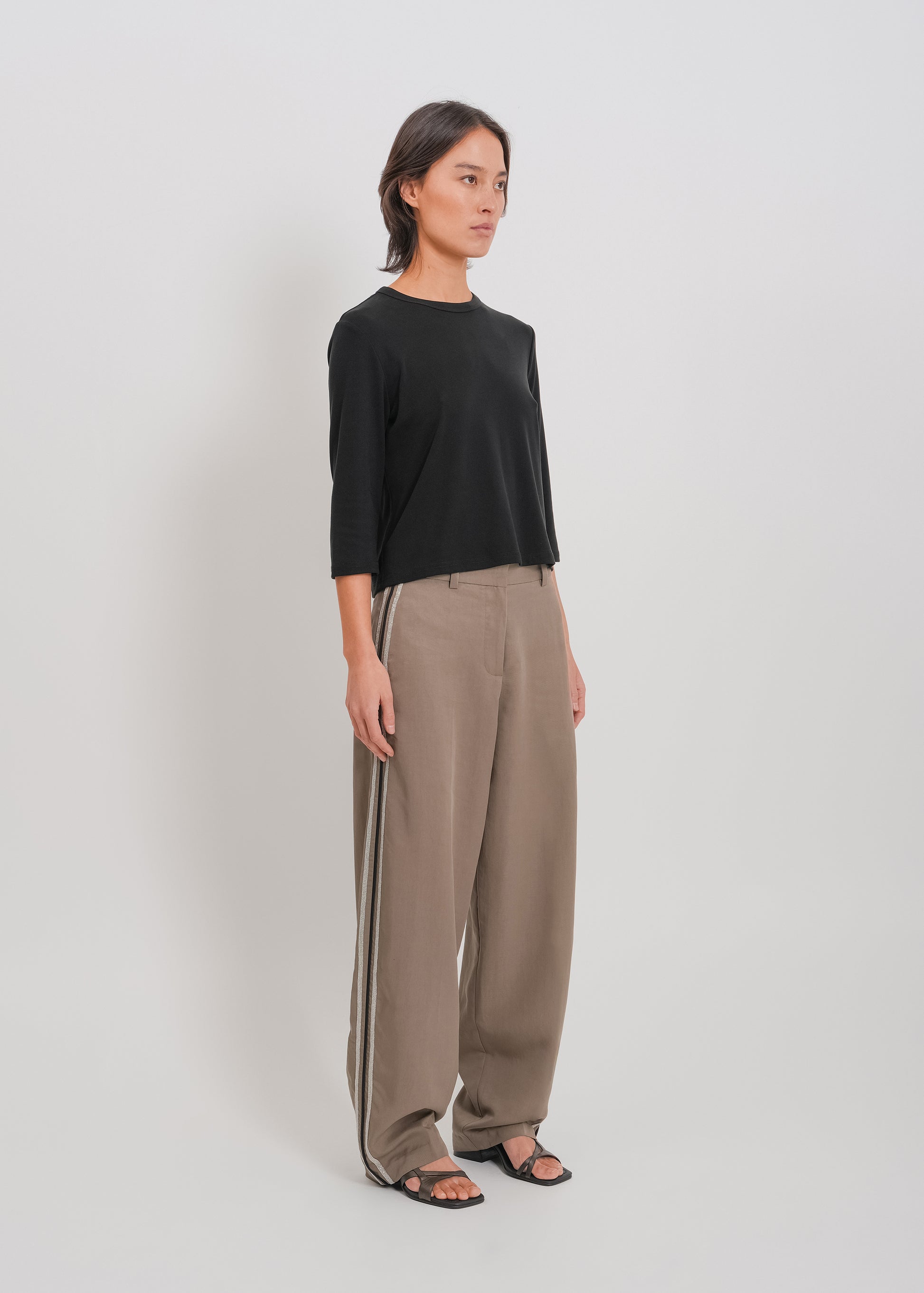 Adira Pant / Taupe - 
Taupe (image 1)