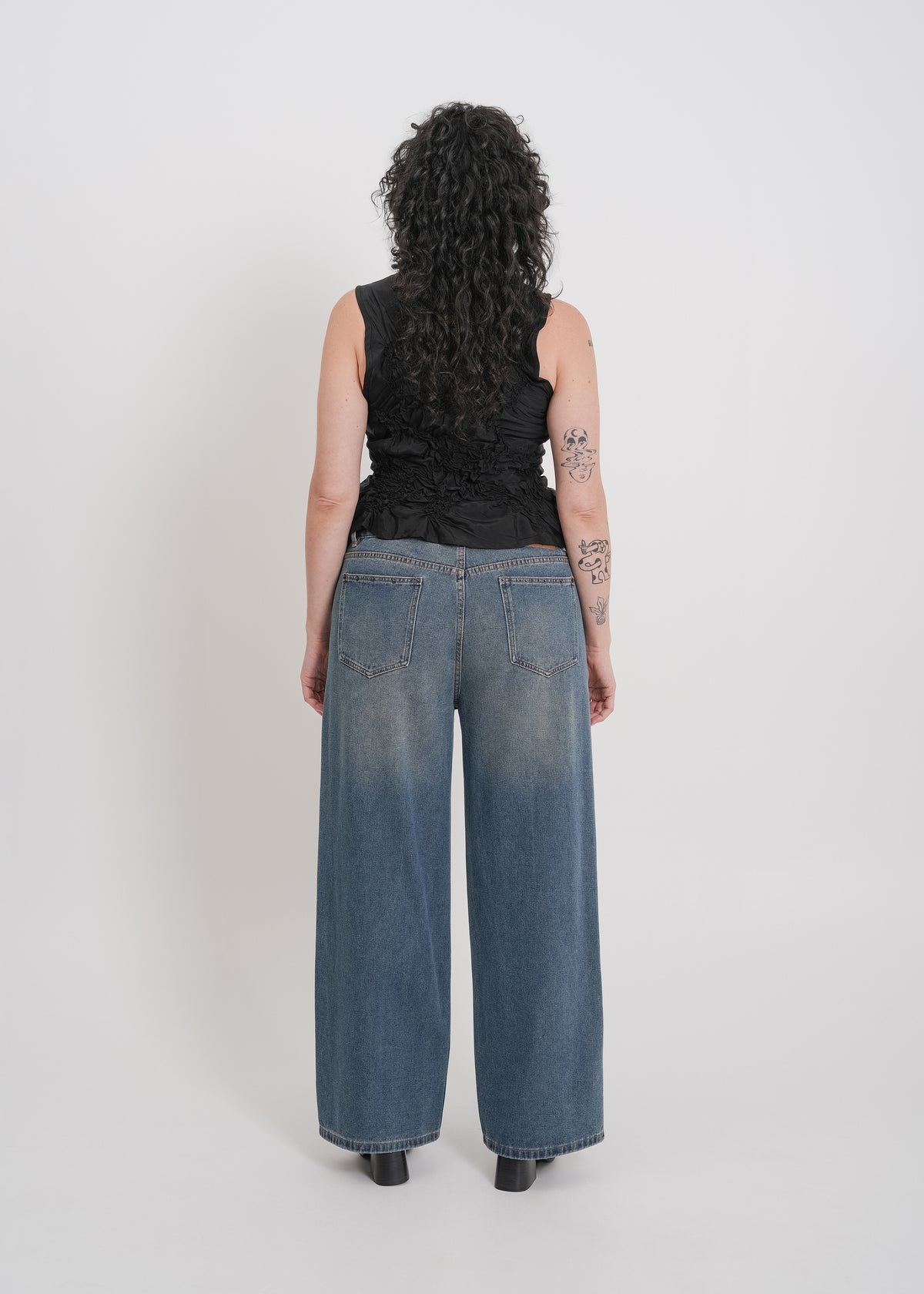 Laney Jean / Vintage Blue - 
Vintage Blue (image 9)