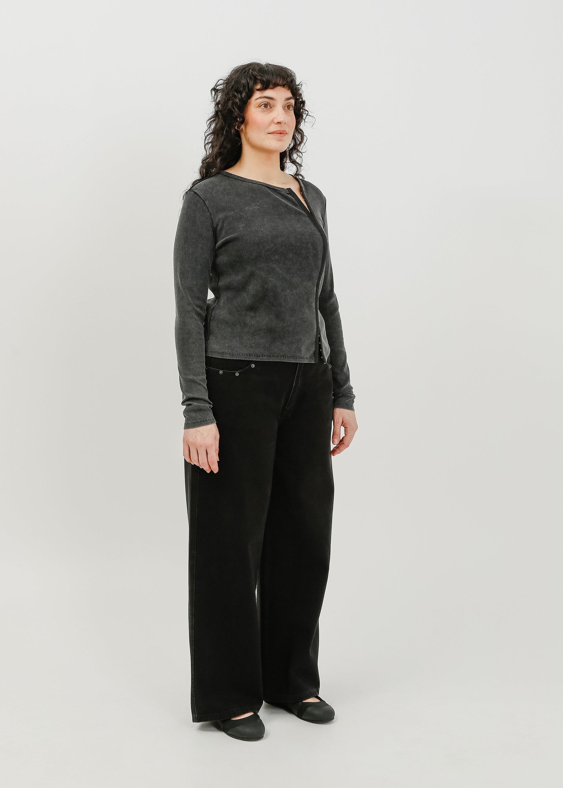 Laney Jean / Black - 
Black (image 7)