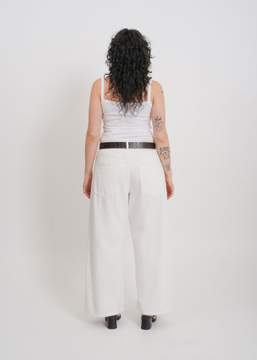 Cosmo Jean / White