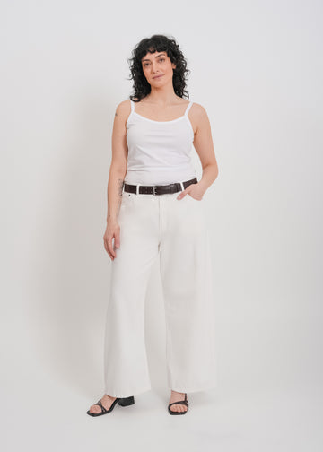 Cosmo Jean / White
