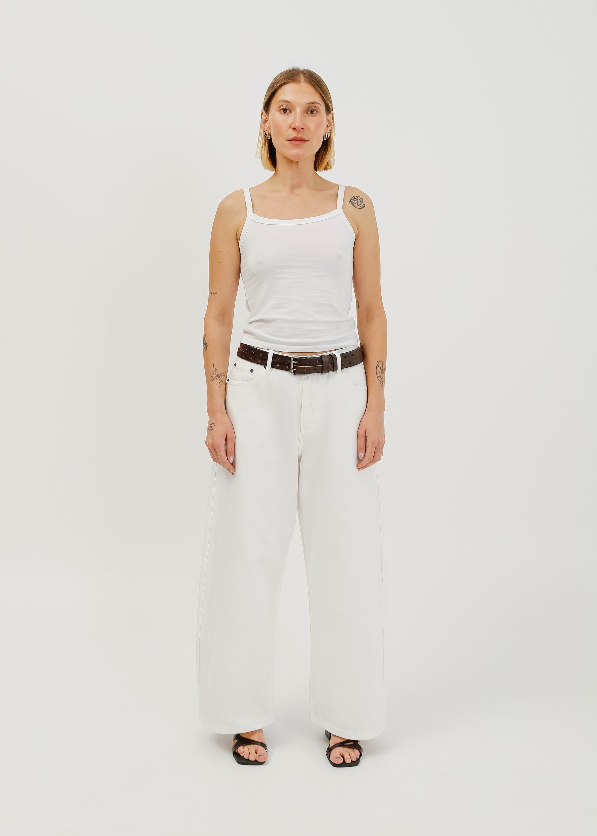 Cosmo Jean / White - 
White (image 5)