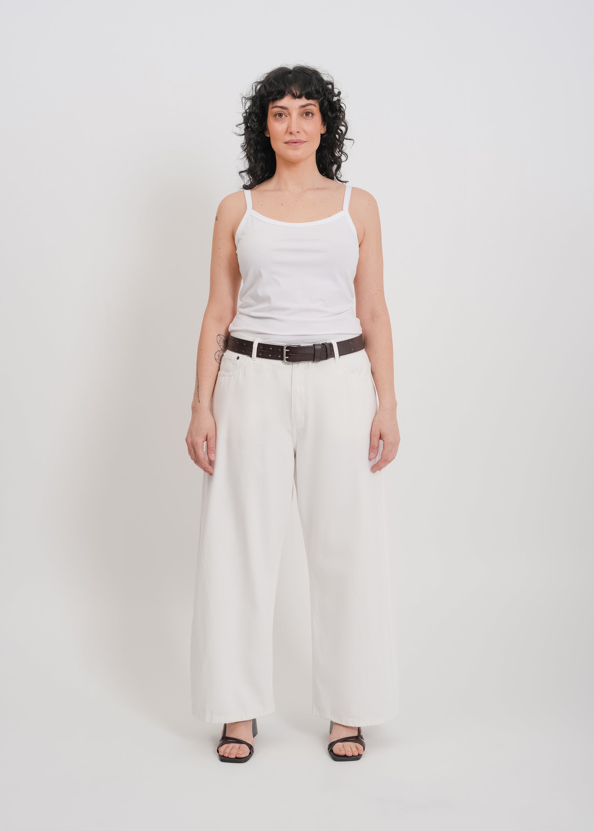 Cosmo Jean / White - 
White (image 6)
